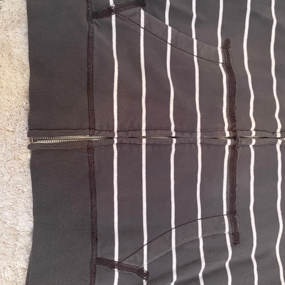 Hollister zip hoodie and matching yoga pants large - Picture 9 of 13